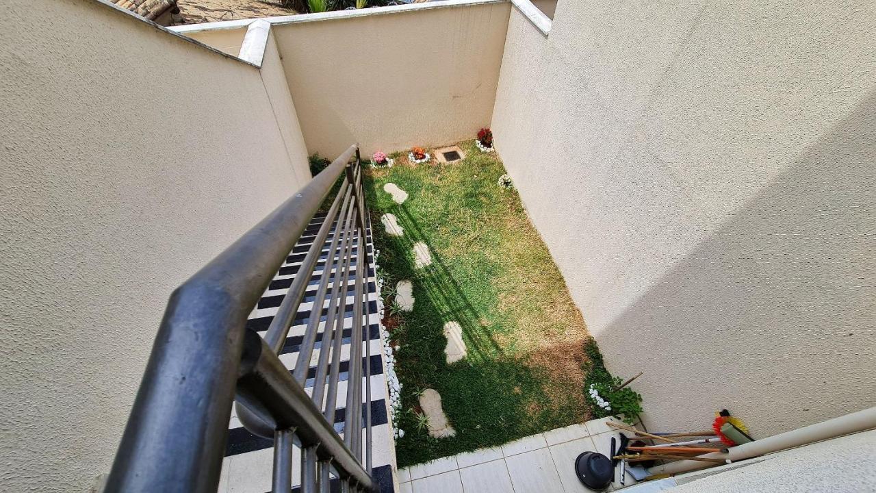 Casa Confortavel E Segura Na Regiao Da Pampulha Белу-Оризонті Екстер'єр фото