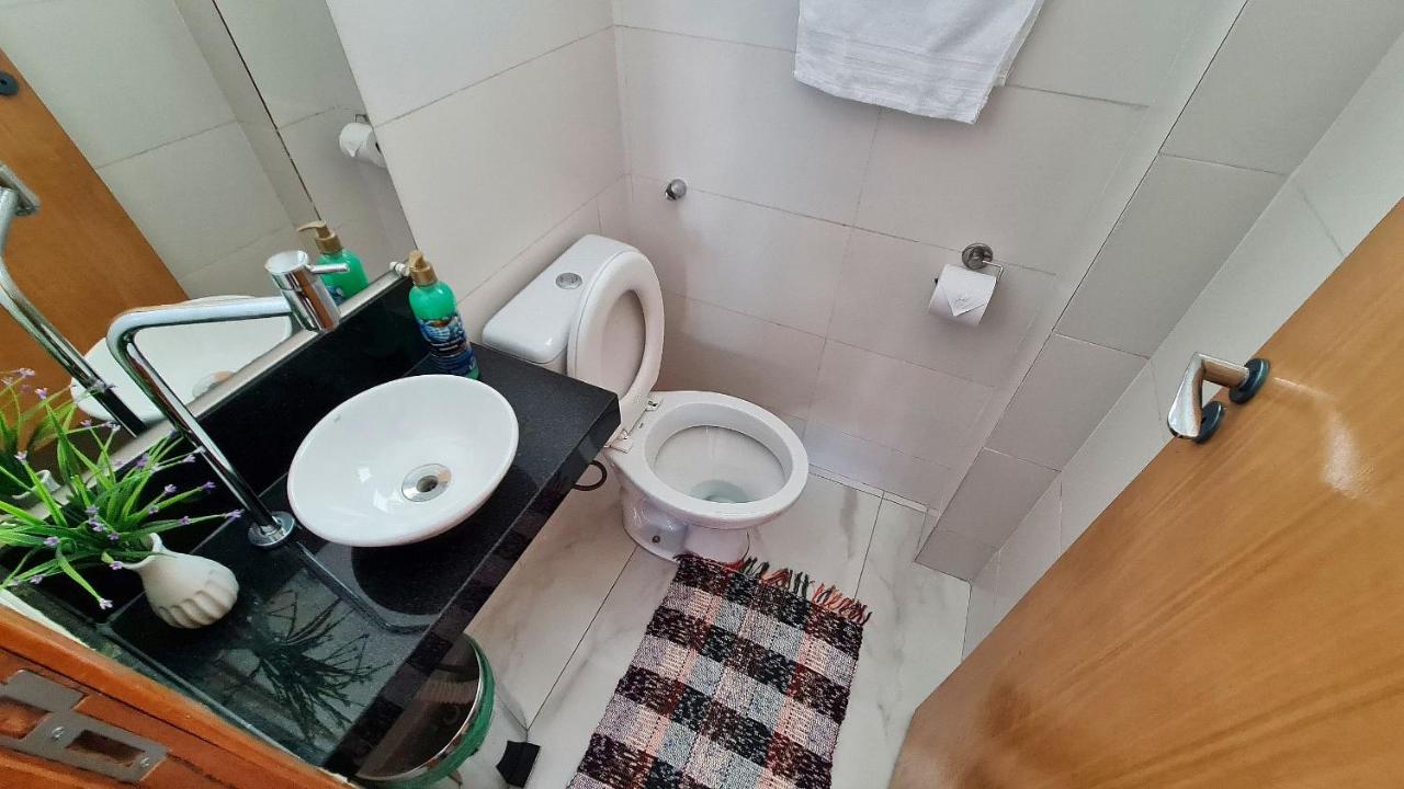 Casa Confortavel E Segura Na Regiao Da Pampulha Белу-Оризонті Екстер'єр фото